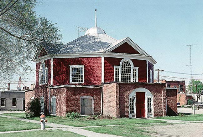 File:People's Unitarian Church.jpg