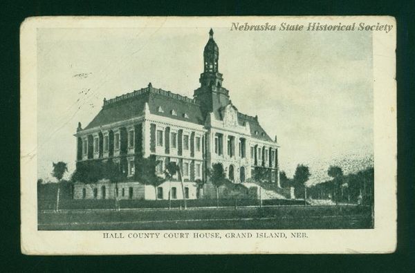 Hall_County_Court_House_1910.jpg